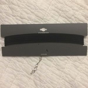 NWT Choker